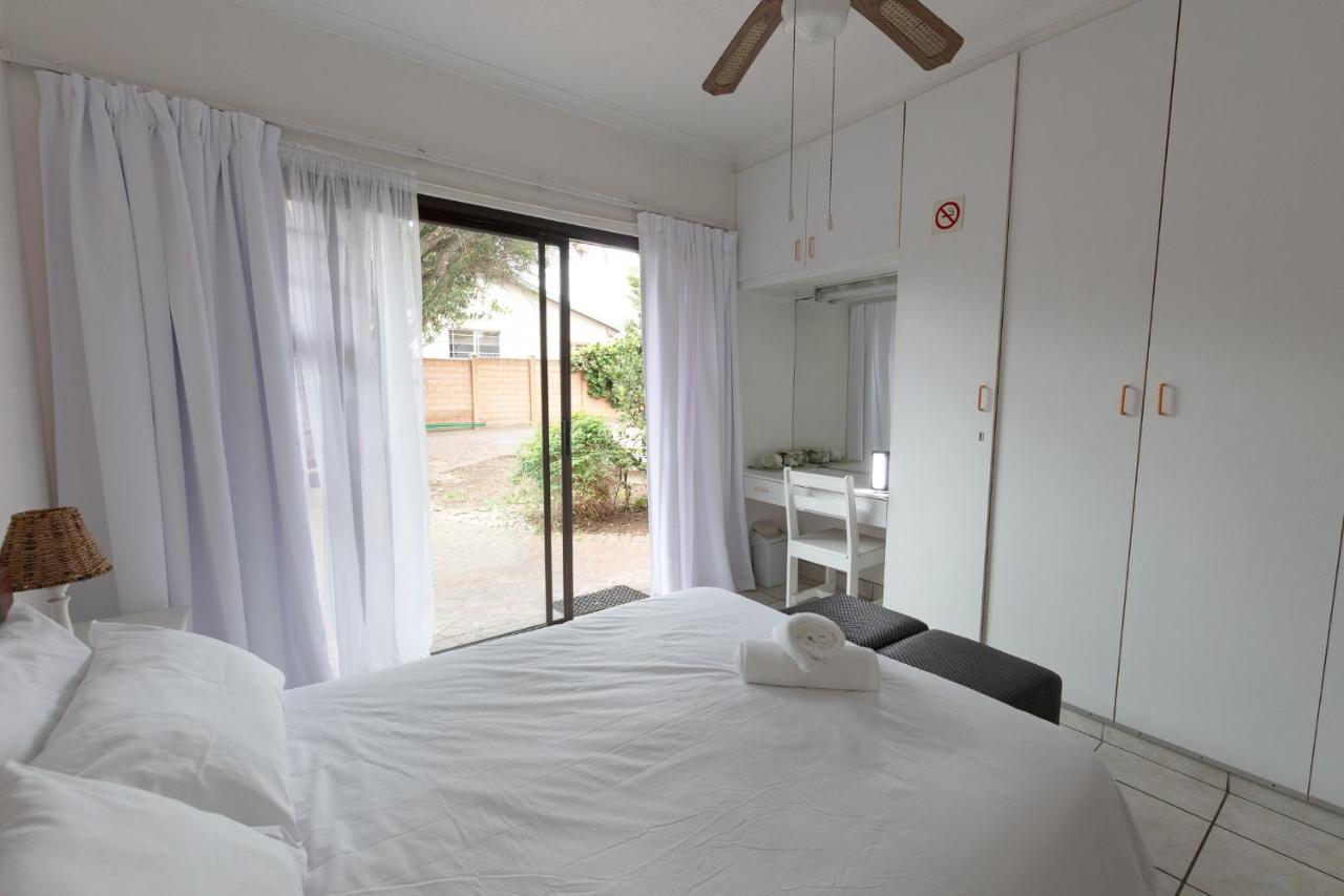 Nothando Backpackers Lodge Plettenberg Bay Exterior foto